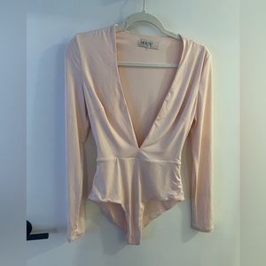 House of cb body never worn